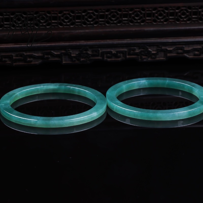 Natural Emerald 48-62mm Burmes - Cocktail Shaker Set 评论和价格